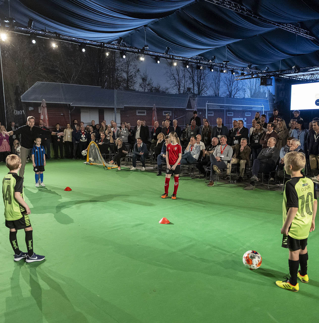 [DK=20240309: Fodboldens Kongres 2024 p Docken i K benhavn - ] [UK=20240309: Football Congress 2024 at Docken in Copenhagen - ]