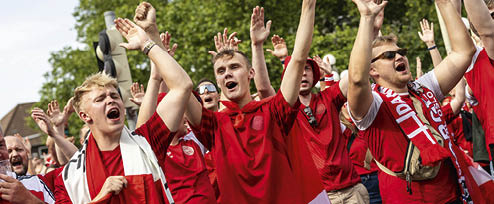 GERMANY, Dortmund 29. JUNE 2024 - Tyskland: EURO 2024 i Dortmund, Westfallenstadion, 1/8 final - Germany vs Denmark - Danish fans cheer on their way to the stadium prior to the game Photo by Anders Kj rbye / Fodboldbilleder.dk / FrontzoneSport.